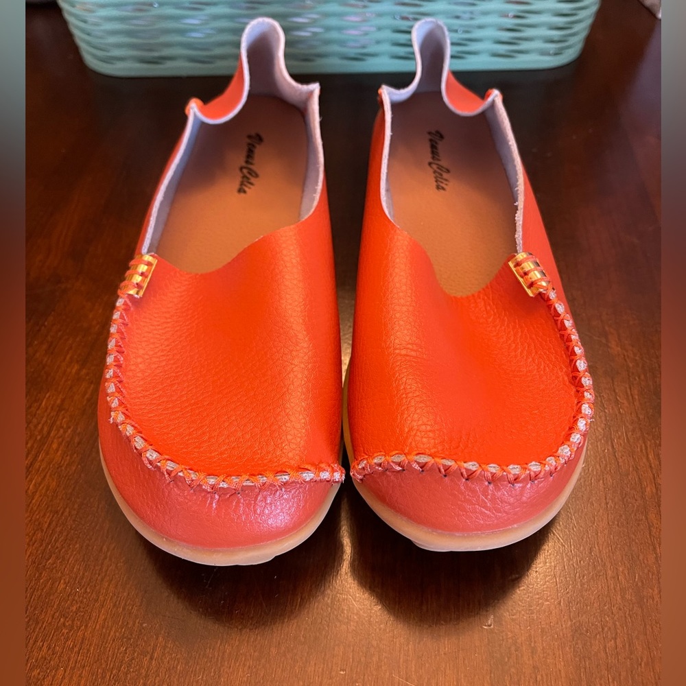 Venus Celia Leather Orange Slip On‘S Rubber Bottoms  US size 7.5 - Picture 4 of 11